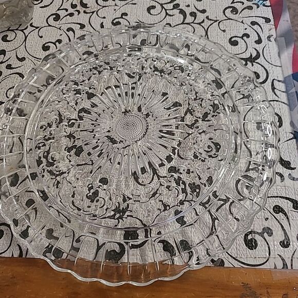 Federal Glass Cake Plate - Picture 1 of 2